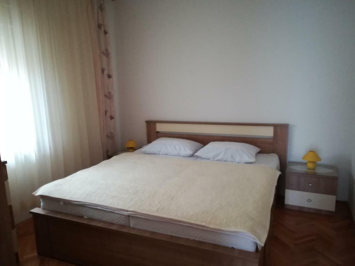 Apartman Ana 노비비노돌스키 외부 사진